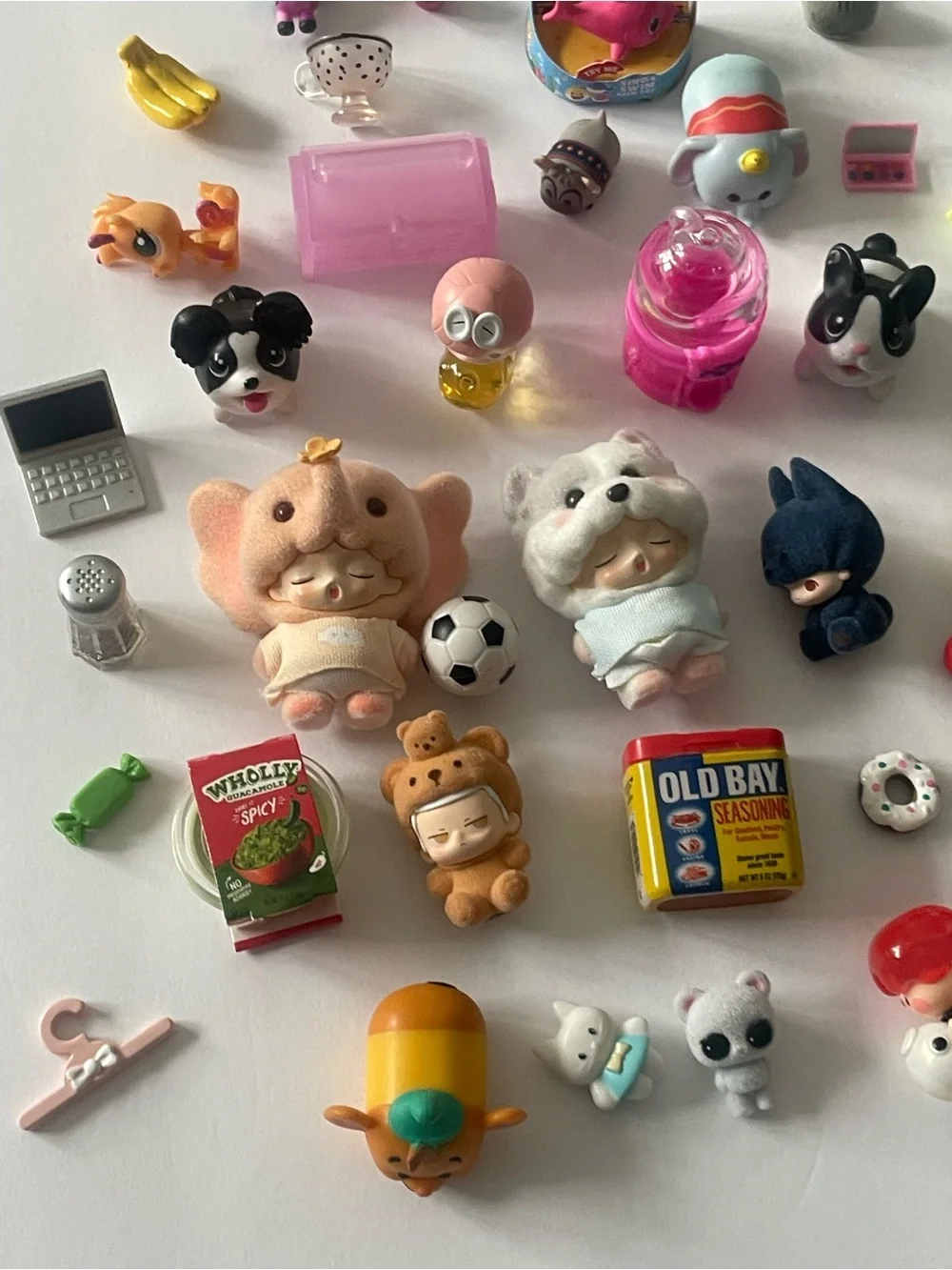 Mini Collectible Figures & Trinkets Bundle Blind Box Toys Food Animals